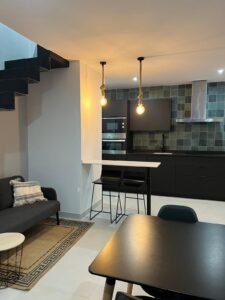 Renueva tu cocina-2023-225x300 Renueva tu cocina de la playa con un 10% de descuento